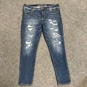 American eagle jeans size 16 with stylish tears